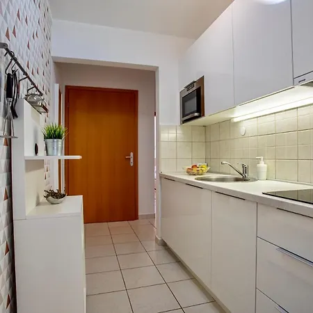 Apartments Adria Garden Baska  Exterior photo