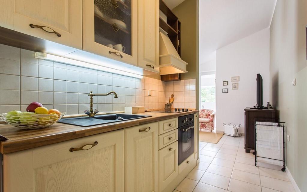 Adria Garden Apartment *