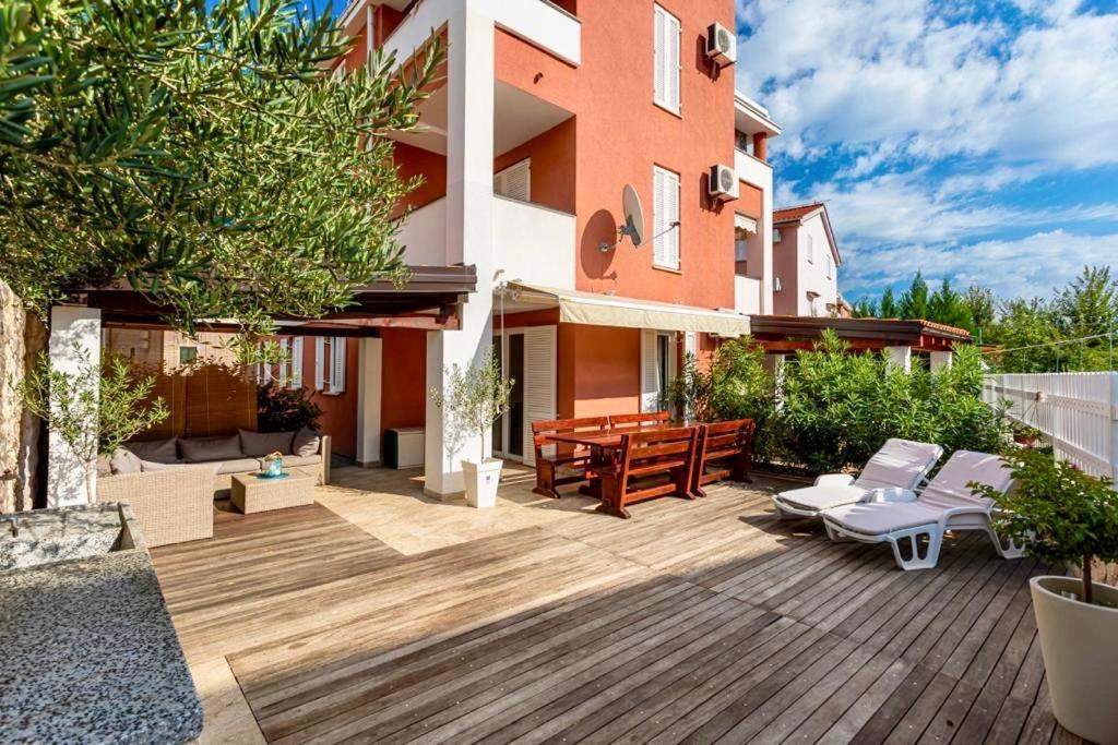 Adria Garden *